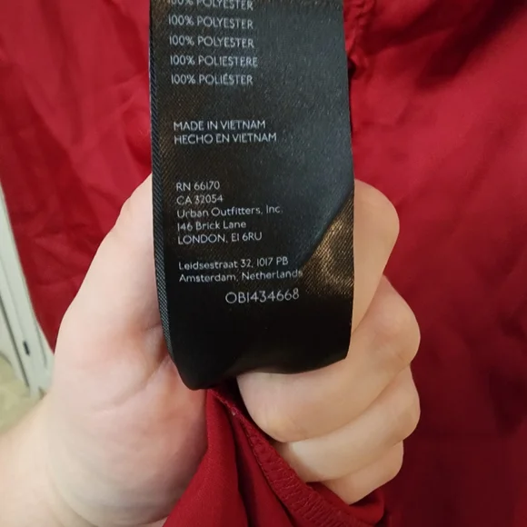 Elegant Red Ruched Skirt - Picture 2 of 10